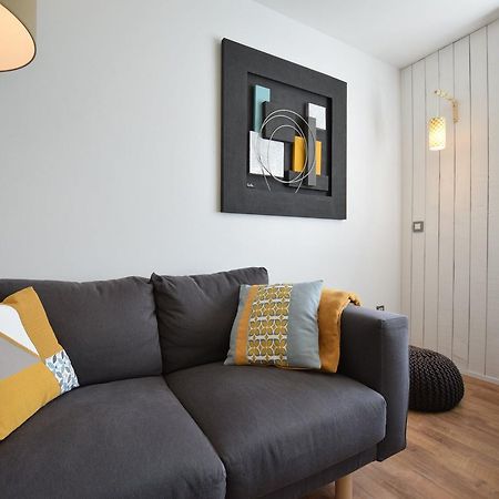 Modern Holiday Home In Bastogne With Fenced Garden Dış mekan fotoğraf
