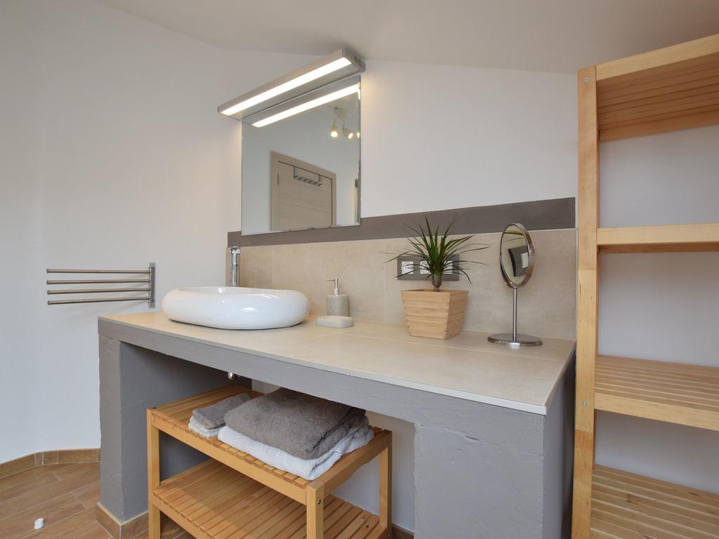 Modern Holiday Home In Bastogne With Fenced Garden Dış mekan fotoğraf